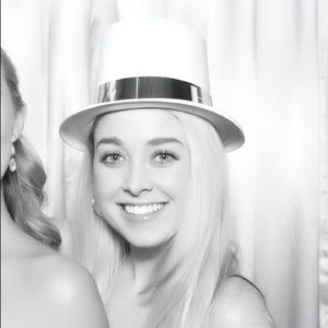 Meet your Posher, Whitney